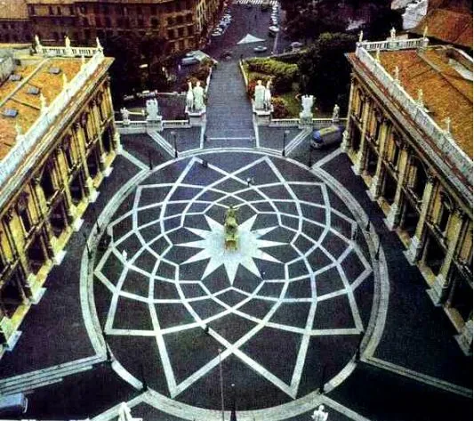 Geodesics in Piazza del Campidoglio